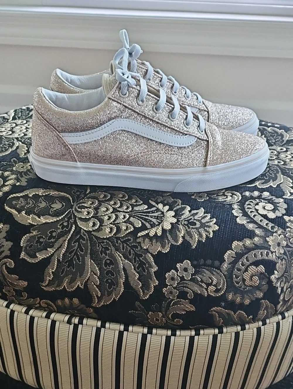 Vans Womenโs Glitter Old Skool Sneakers - Rose Gold - Picture 4 of 13